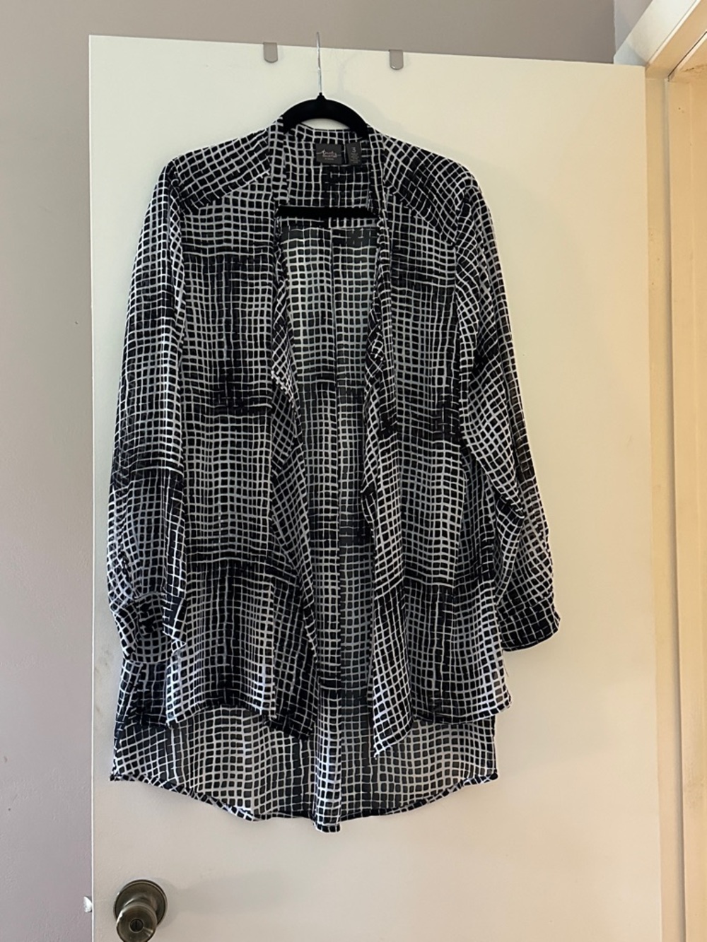 74. Travelers Collection By Chico’s Kimono